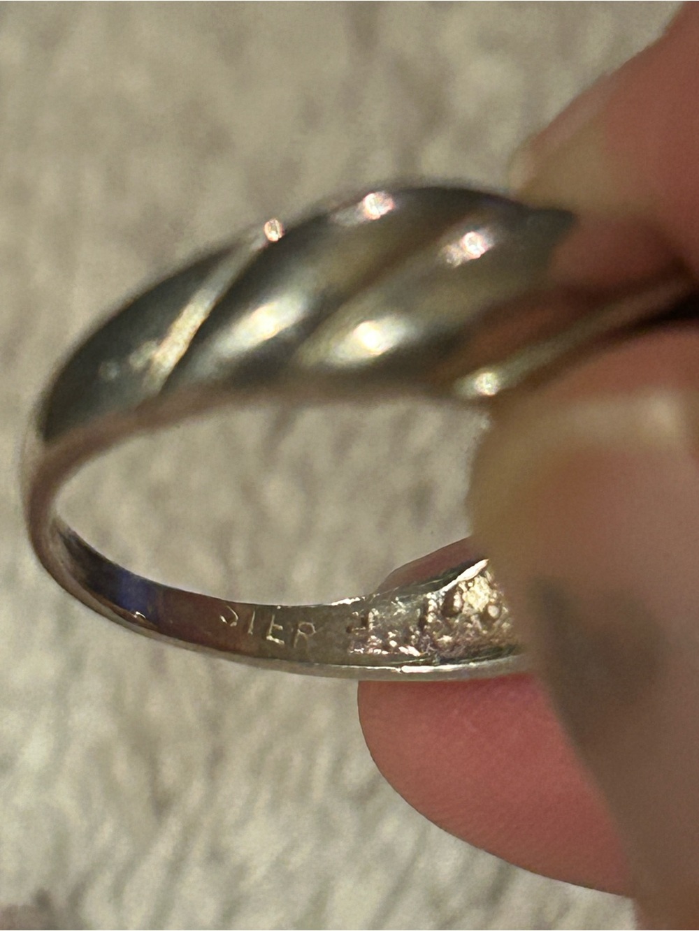 Vintage Silver Twisted Leaf Ring - Silver